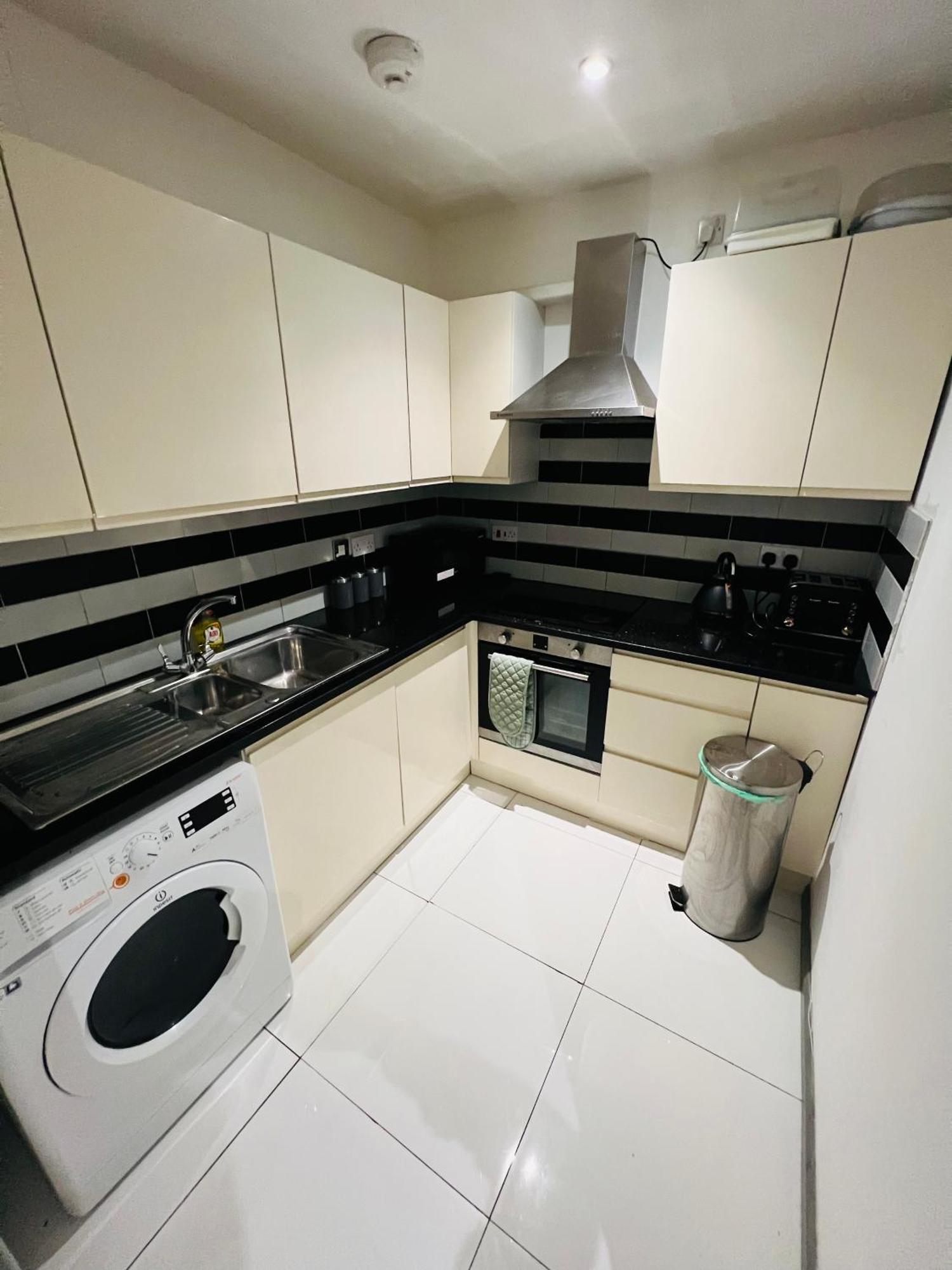 "Spacious Family, Friendly" 1 Bedroom In Kings Cross, St Pancras!!!118A Londra Dış mekan fotoğraf