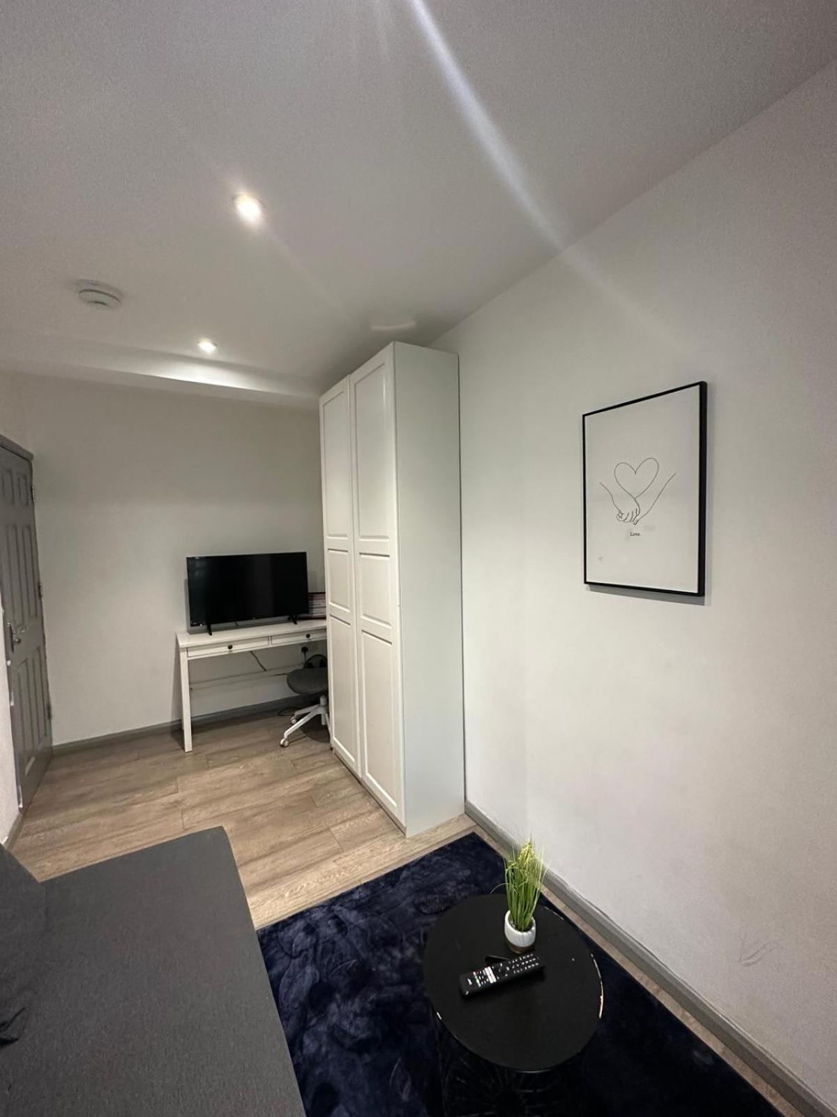 "Spacious Family, Friendly" 1 Bedroom In Kings Cross, St Pancras!!!118A Londra Dış mekan fotoğraf